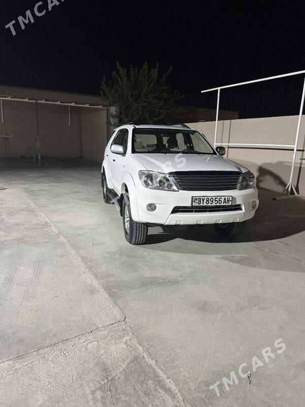 Toyota Fortuner 2006 - 270 000 TMT - Ашхабад - img 7