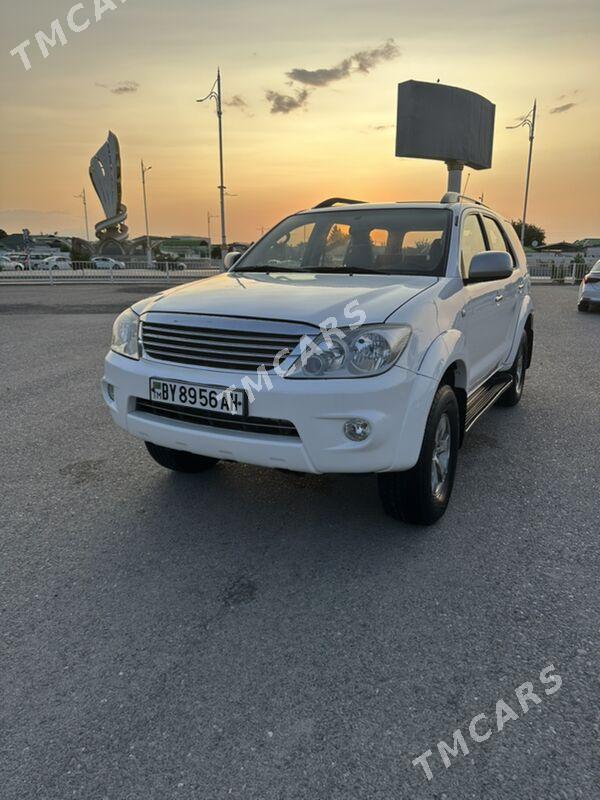 Toyota Fortuner 2006 - 270 000 TMT - Ашхабад - img 6
