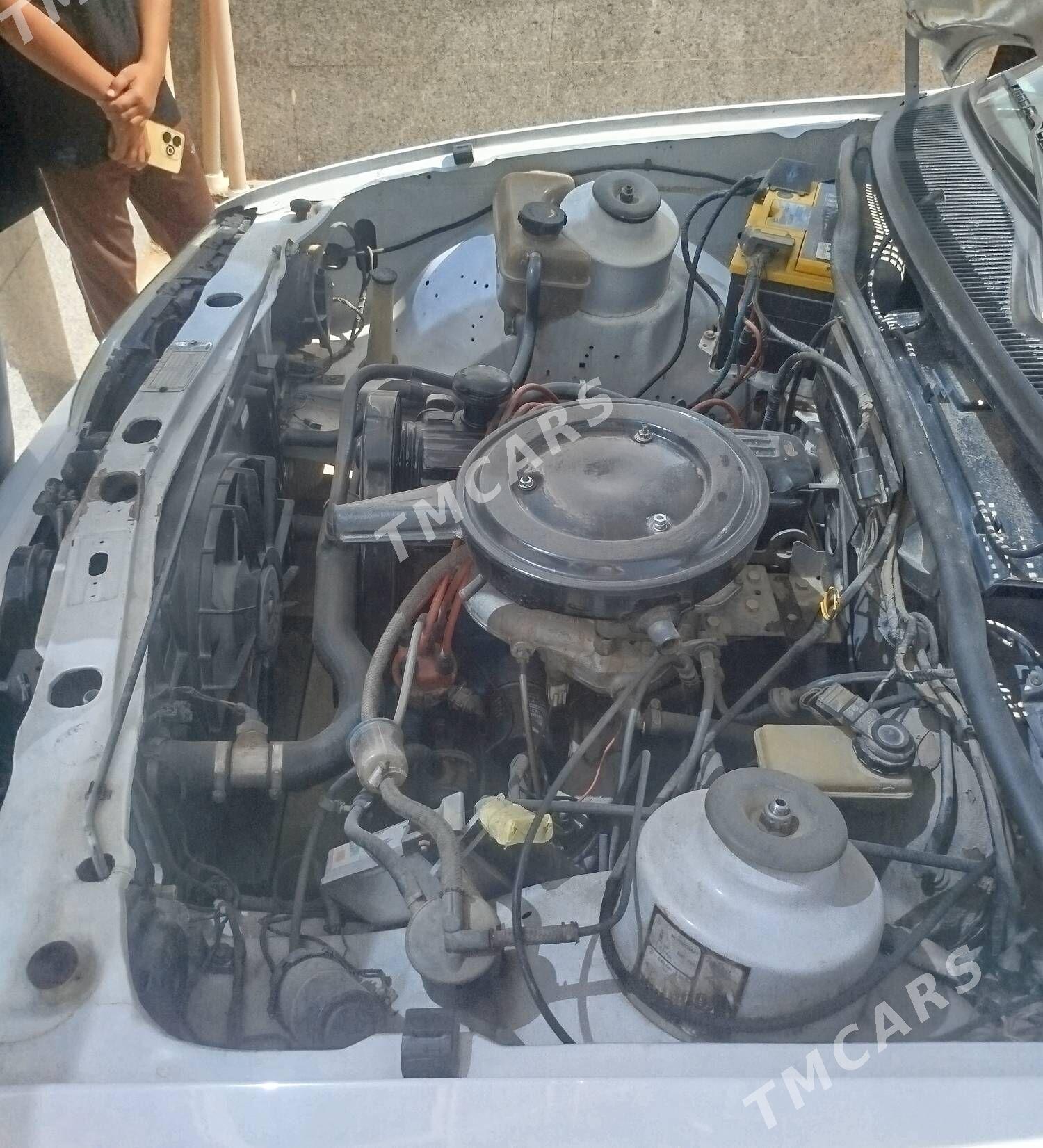 Ford E-Series 1988 - 45 000 TMT - Туркменбаши - img 4