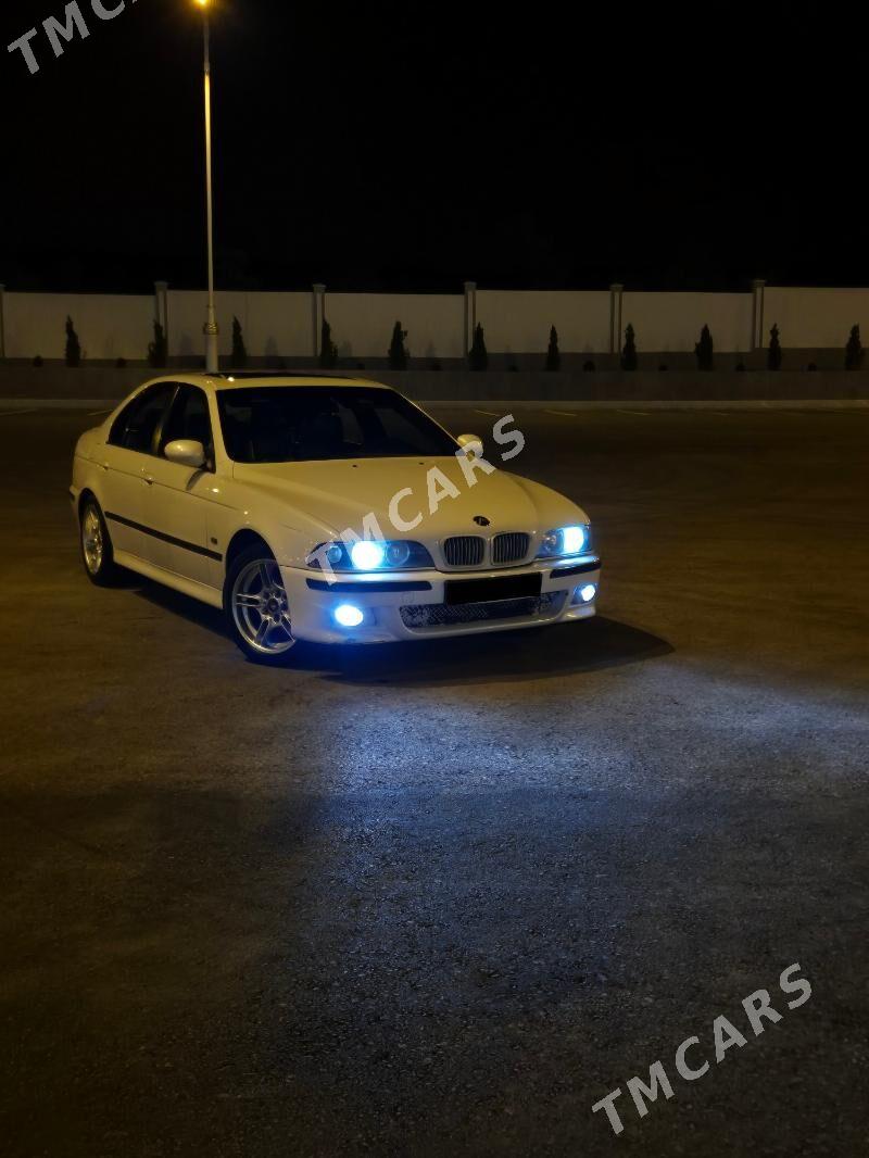 BMW E39 2002 - 132 000 TMT - Aşgabat - img 3