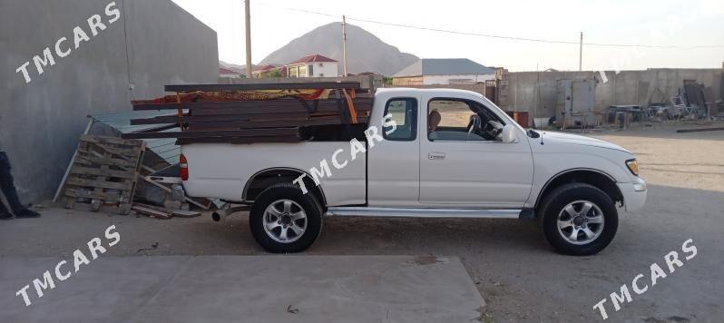 Toyota Tacoma 2003 - 160 000 TMT - Balkanabat - img 2