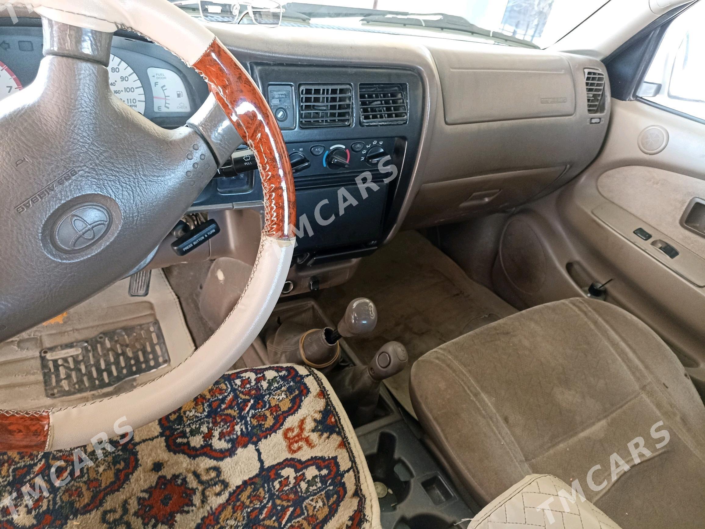 Toyota Tacoma 2003 - 120 000 TMT - Oguz han - img 2