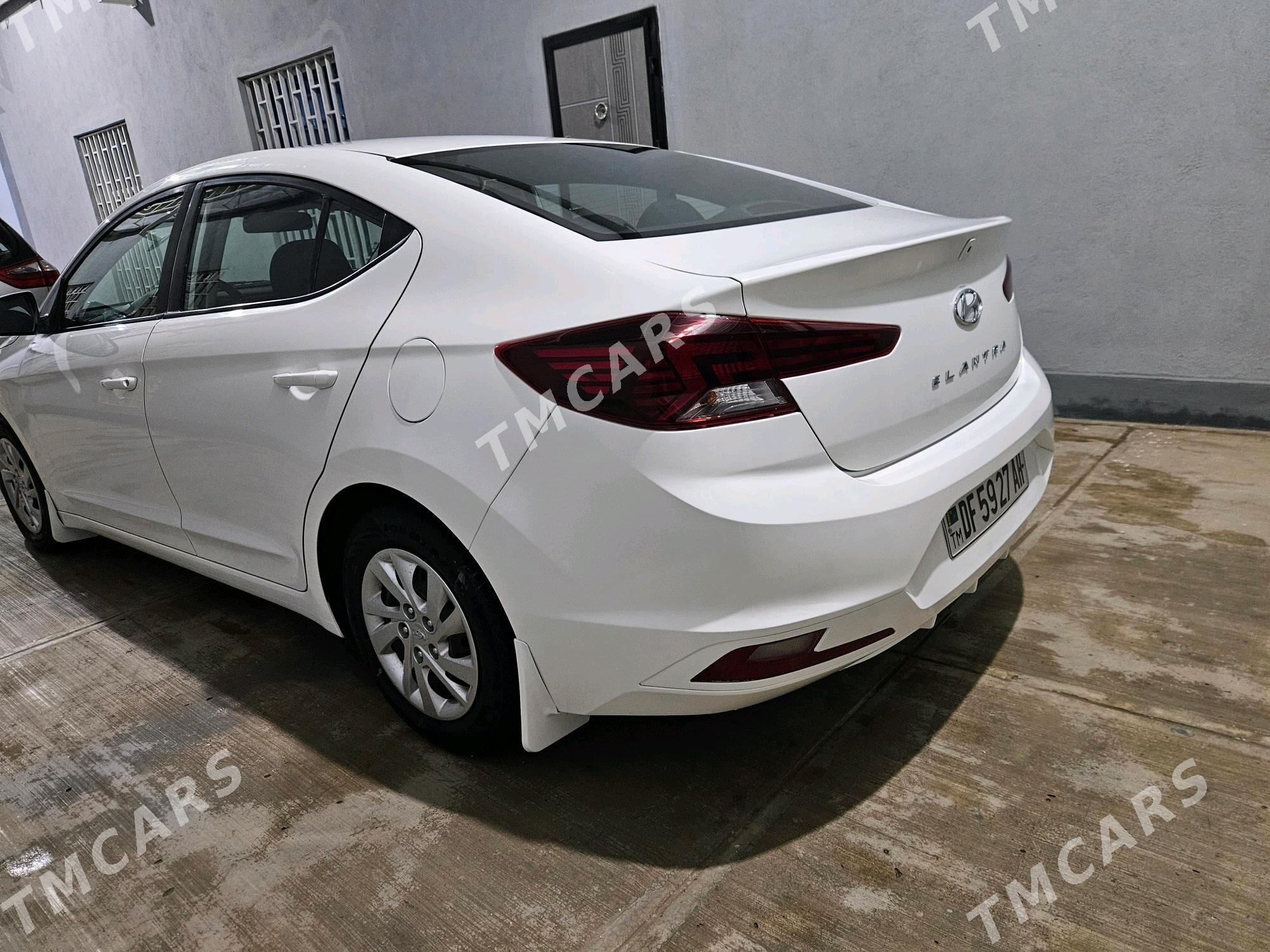 Hyundai Elantra 2020 - 195 000 TMT - Aşgabat - img 4