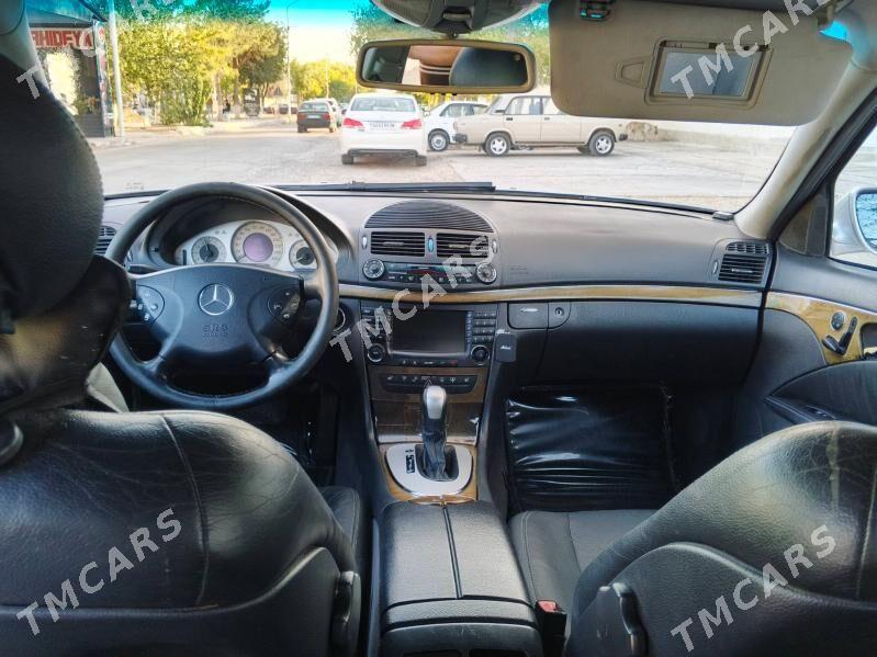 Mercedes-Benz E320 2004 - 150 000 TMT - Balkanabat - img 5