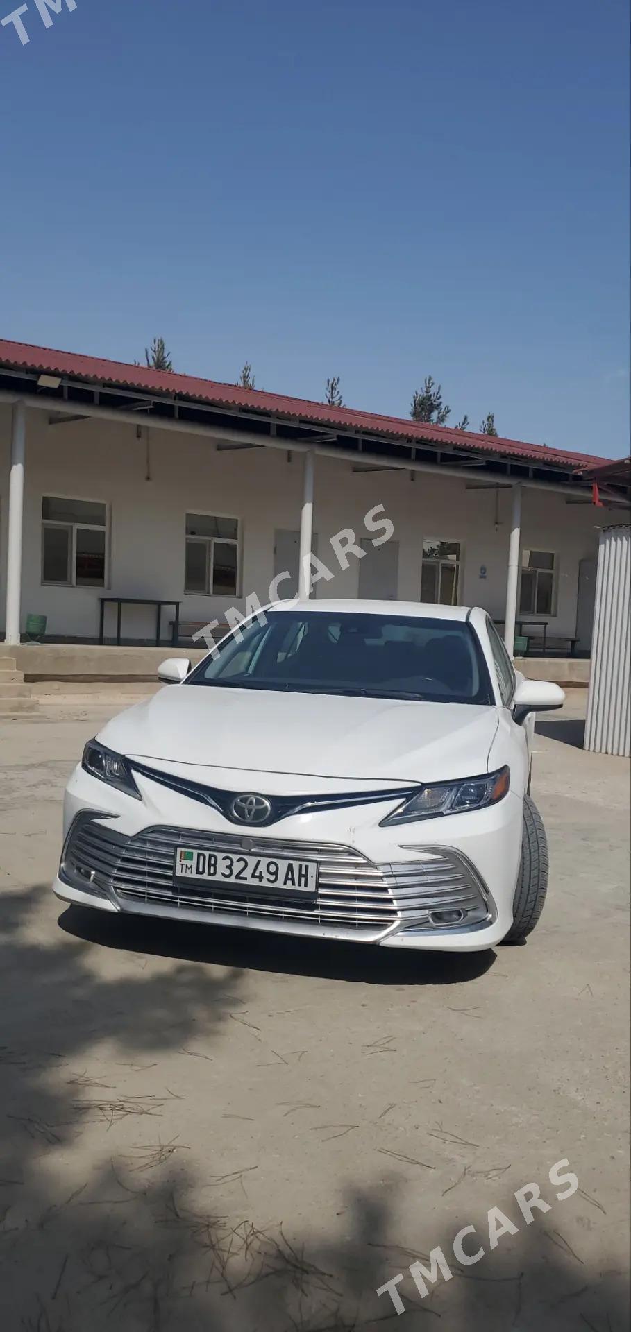 Toyota Camry 2019 - 320 000 TMT - Balkanabat - img 2