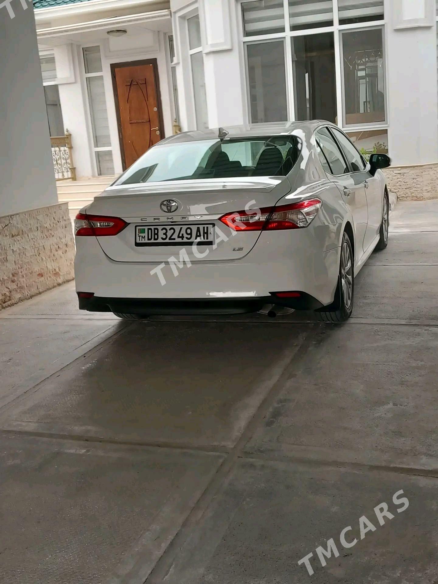 Toyota Camry 2019 - 320 000 TMT - Balkanabat - img 9