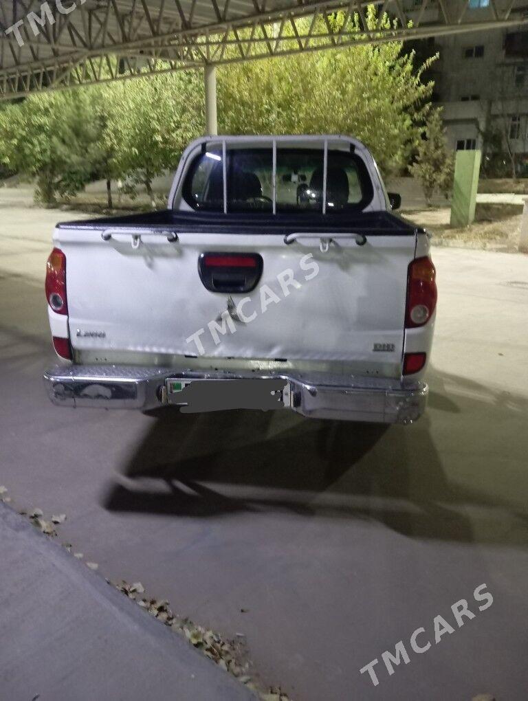 Mitsubishi L200 2012 - 136 000 TMT - Aşgabat - img 5