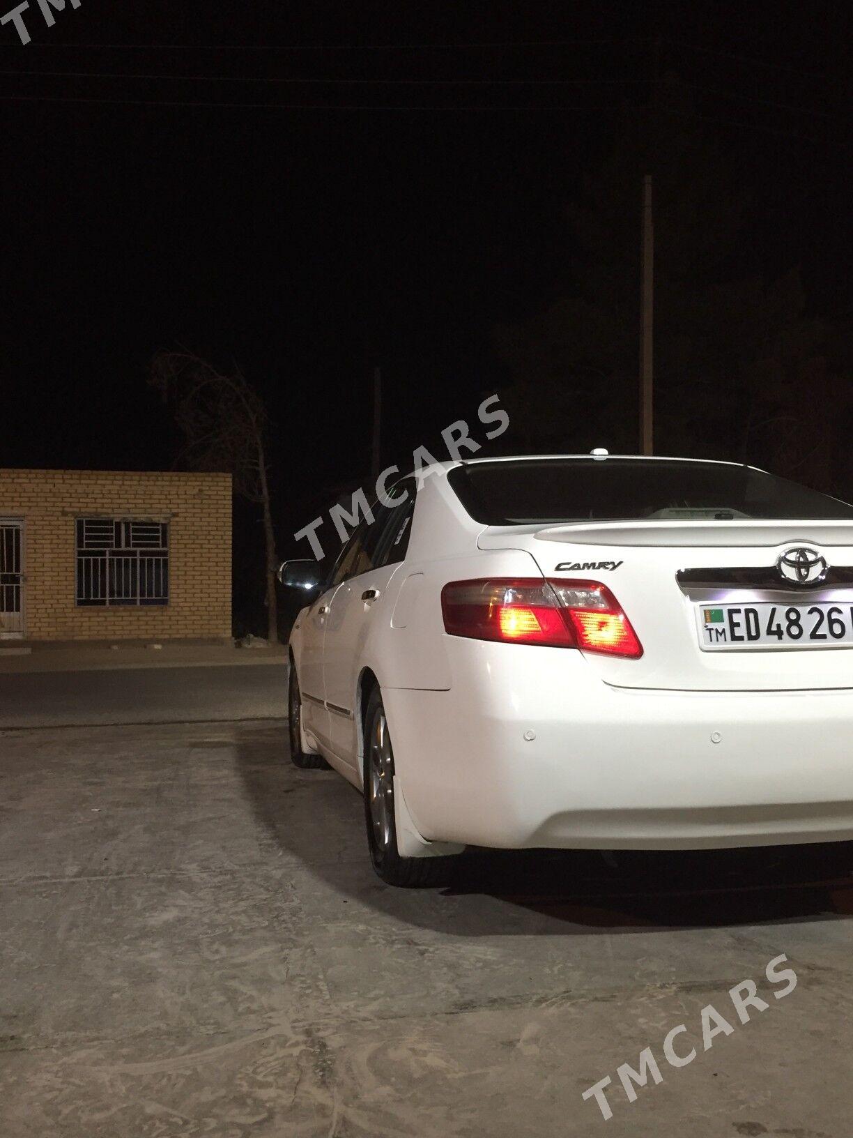 Toyota Camry 2008 - 150 000 TMT - Мары - img 3