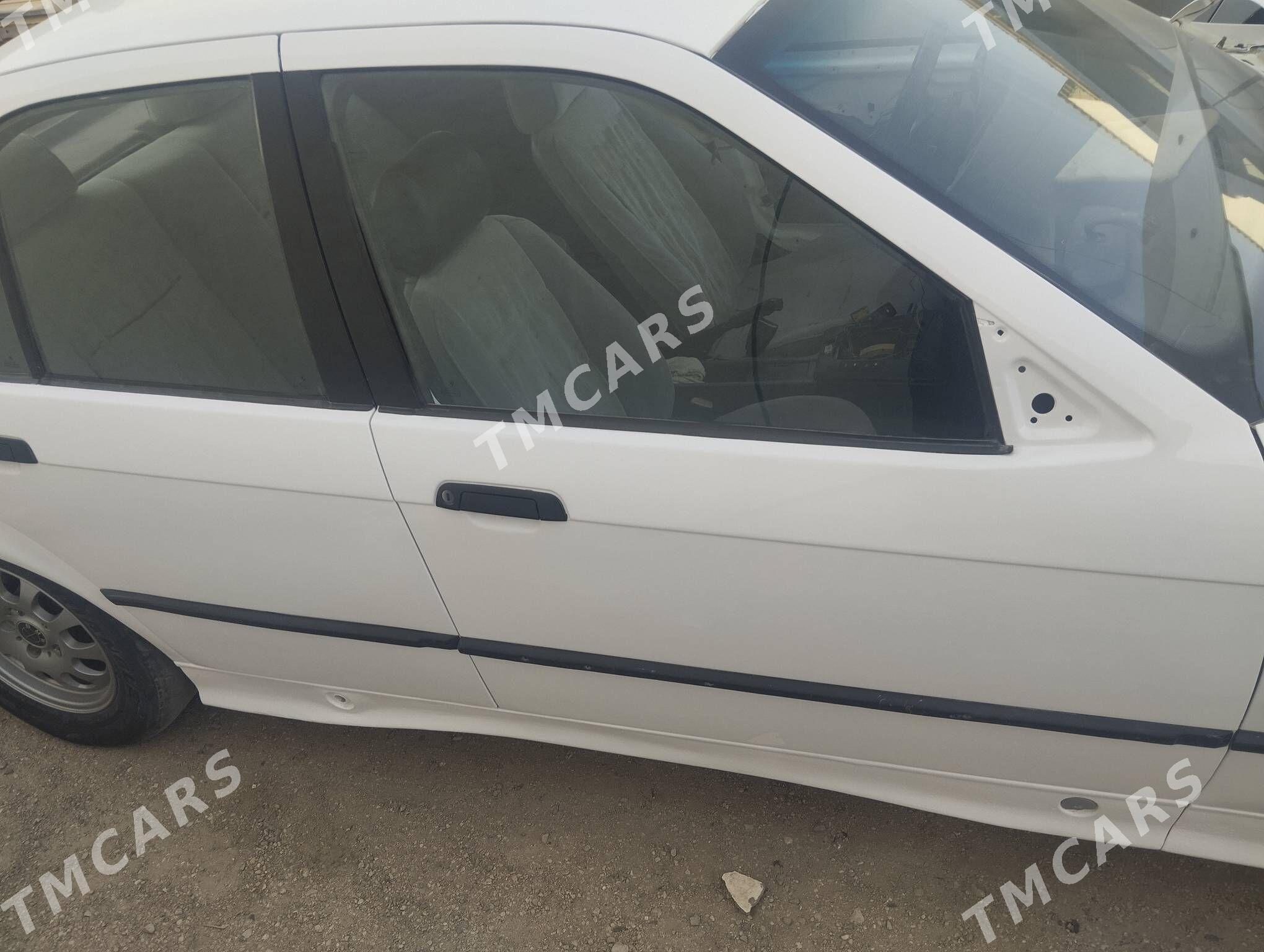 BMW 3 Series 1991 - 20 000 TMT - Hazar - img 3