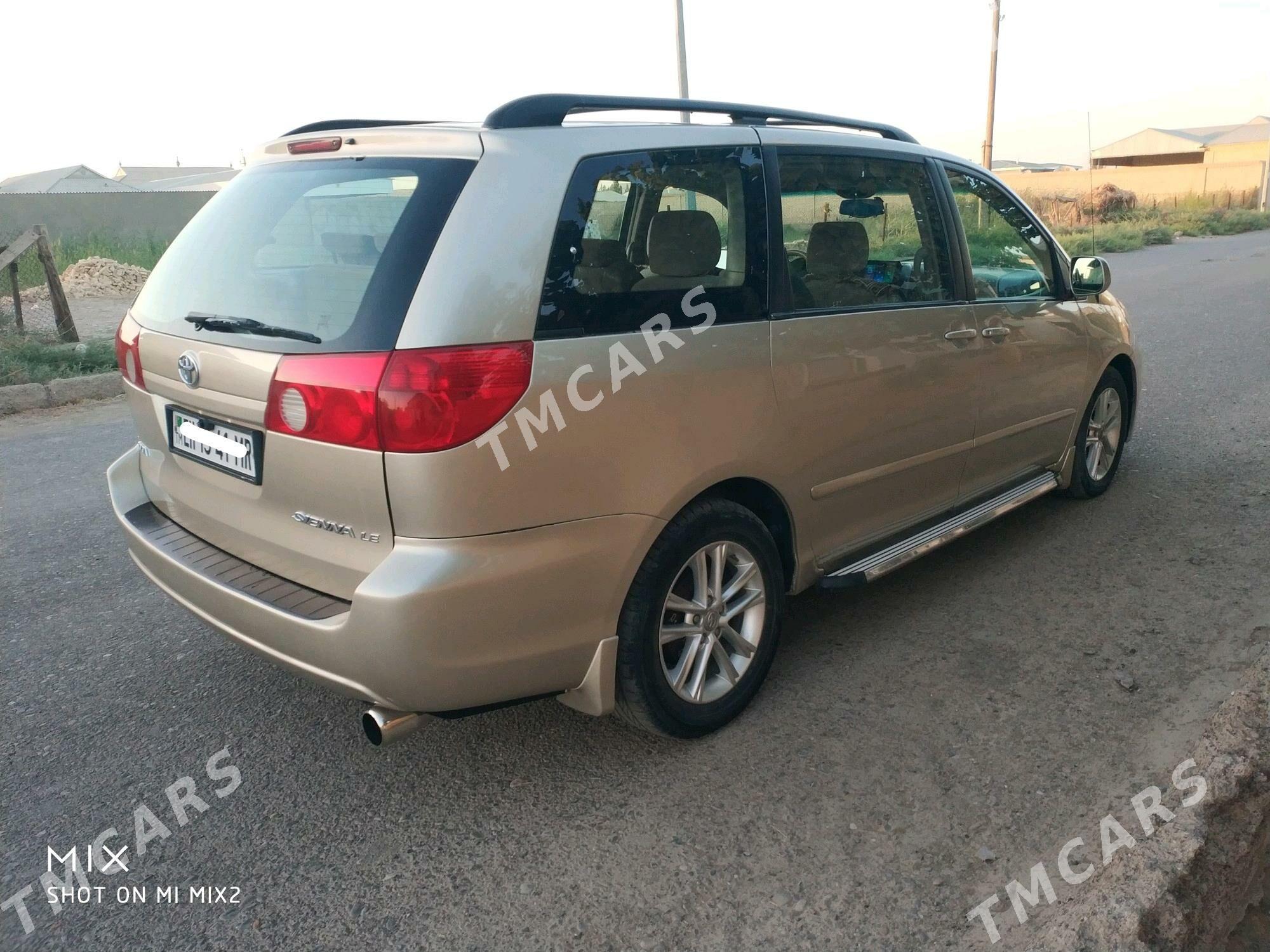 Toyota Sienna 2006 - 240 000 TMT - Ёлётен - img 8