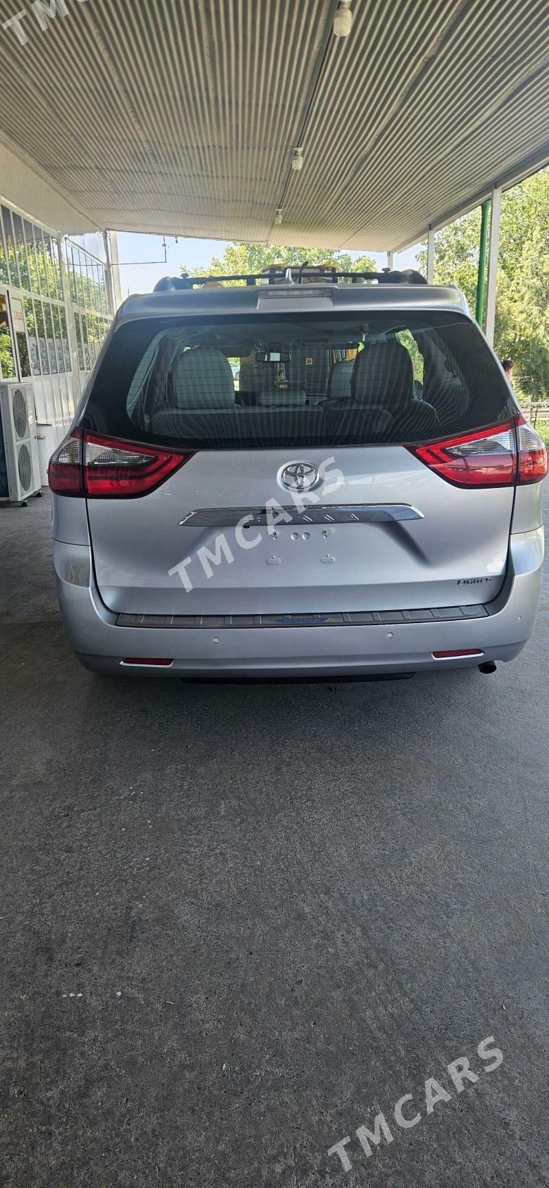 Toyota Sienna 2020 - 470 000 TMT - Aşgabat - img 3