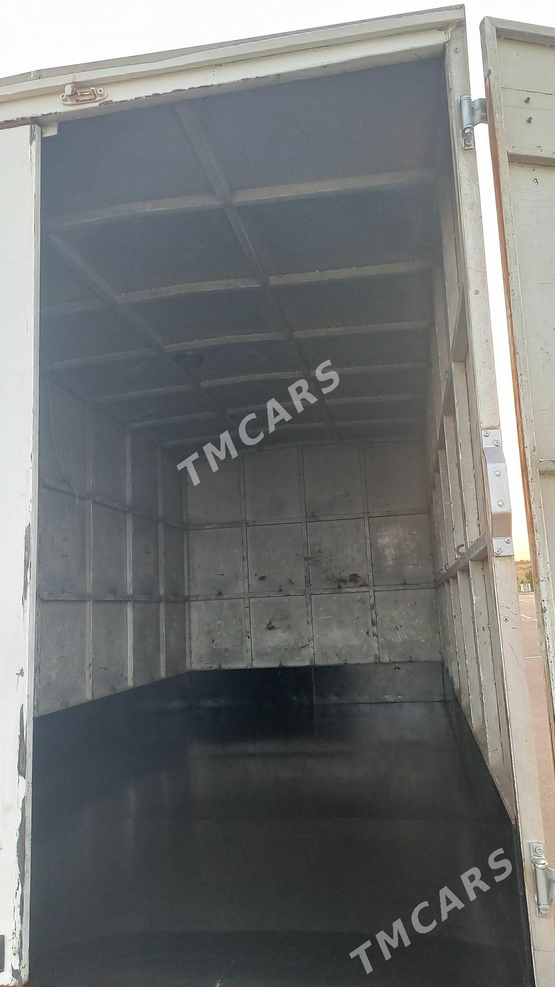 Mitsubishi Canter 2008 - 410 000 TMT - Aşgabat - img 6
