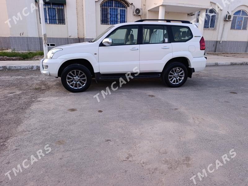 Toyota Land Cruiser Prado 2006 - 390 000 TMT - Гарабекевюл - img 6