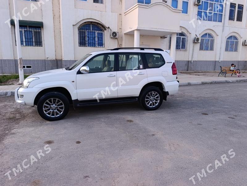 Toyota Land Cruiser Prado 2006 - 390 000 TMT - Гарабекевюл - img 10