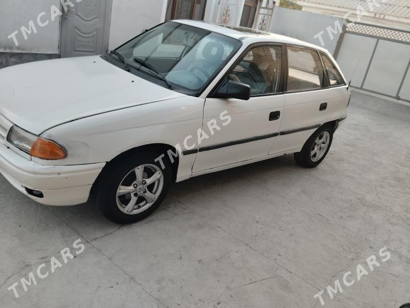 Opel Astra 1992 - 34 000 TMT - Balkanabat - img 4