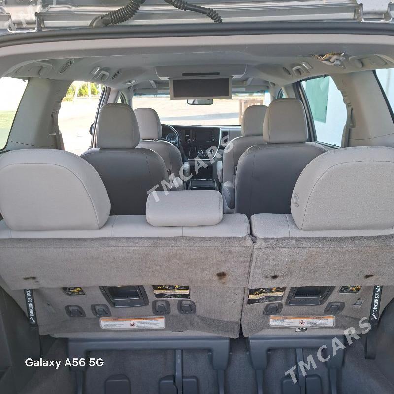 Toyota Sienna 2018 - 450 000 TMT - Balkanabat - img 5