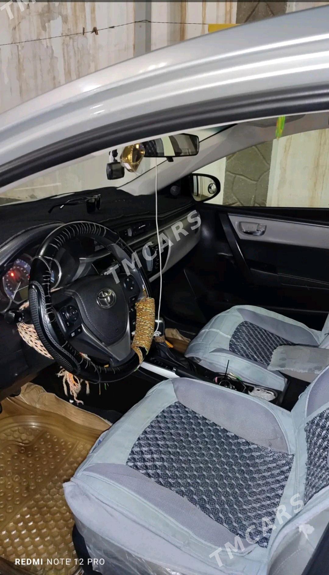 Toyota Corolla 2015 - 200 000 TMT - Мары - img 5