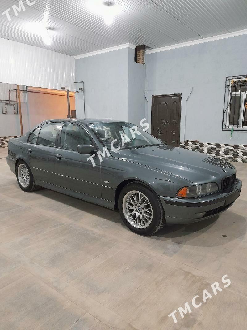 BMW E39 2003 - 130 000 TMT - Туркменабат - img 3
