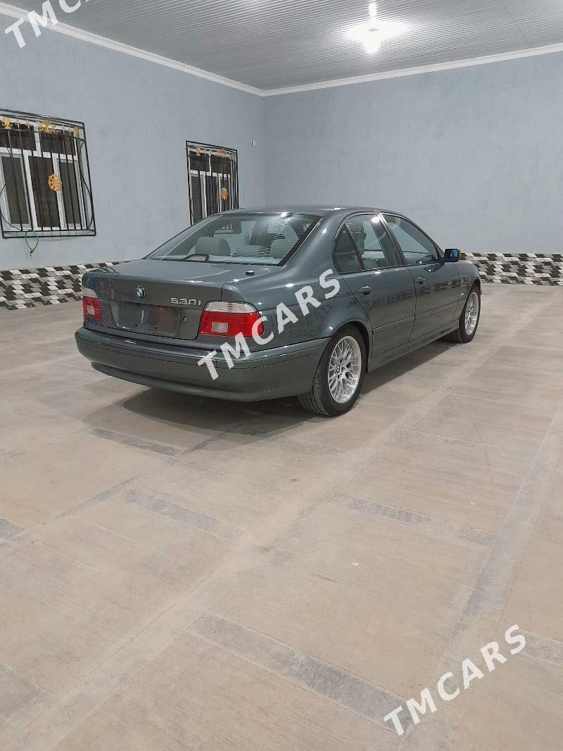 BMW E39 2003 - 130 000 TMT - Туркменабат - img 4