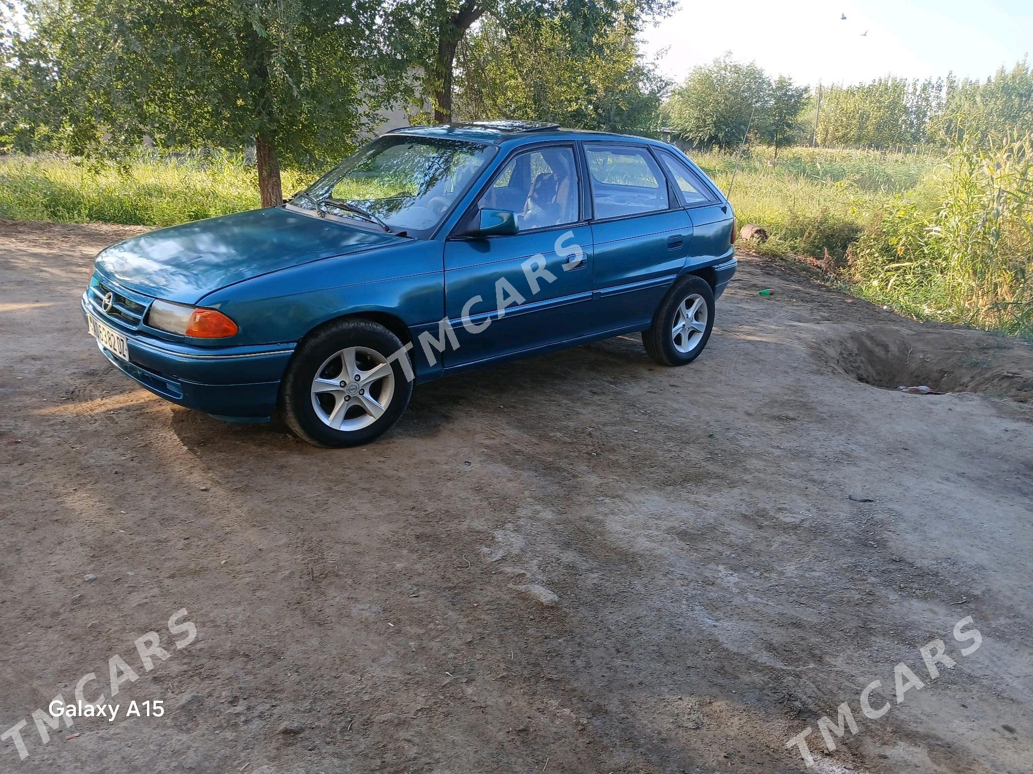 Opel Astra 1992 - 30 000 TMT - Губадаг - img 4