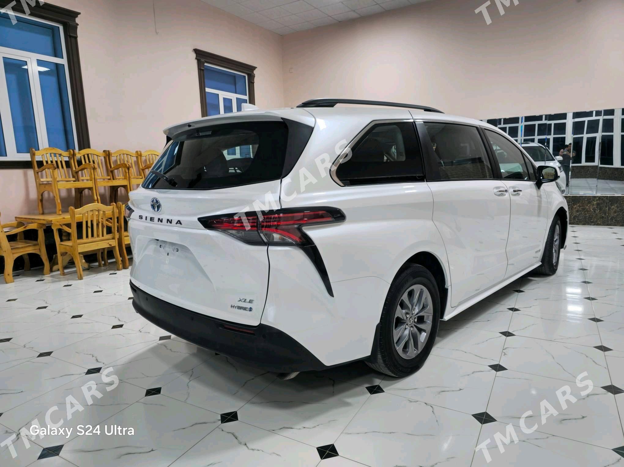 Toyota Sienna 2022 - 520 000 TMT - Дянев - img 4