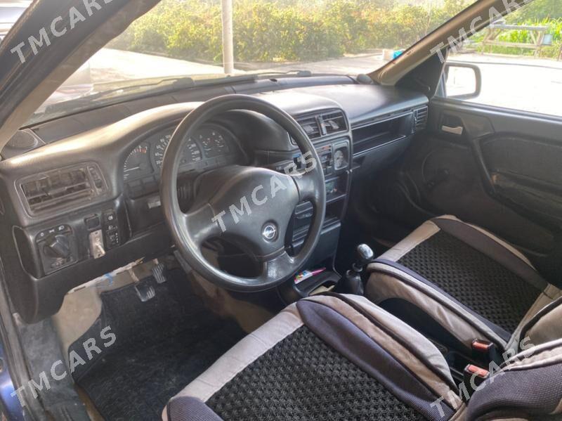 Opel Vectra 1992 - 29 000 TMT - Мургап - img 1