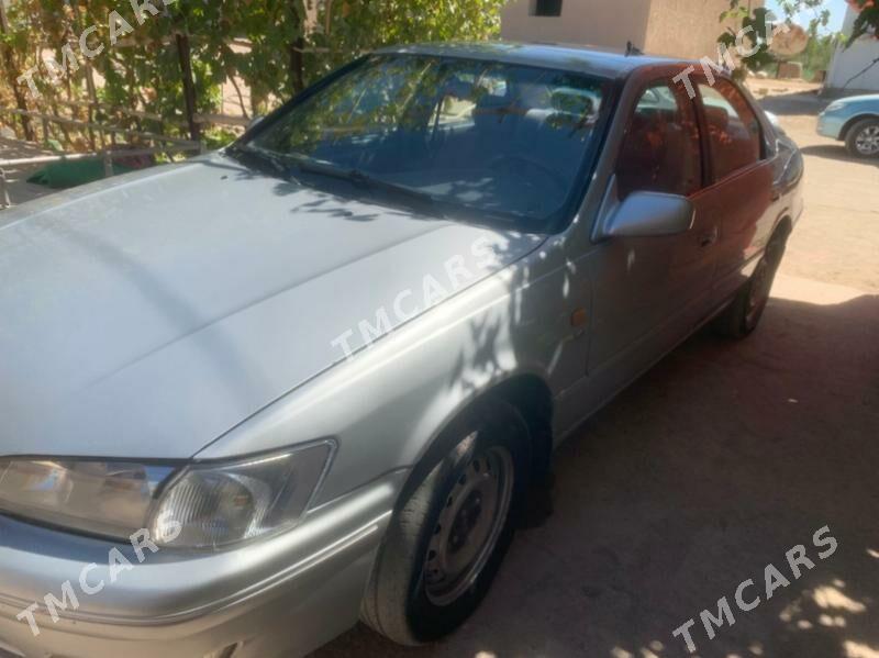 Toyota Camry 2000 - 130 000 TMT - Гороглы (Тагта) - img 2
