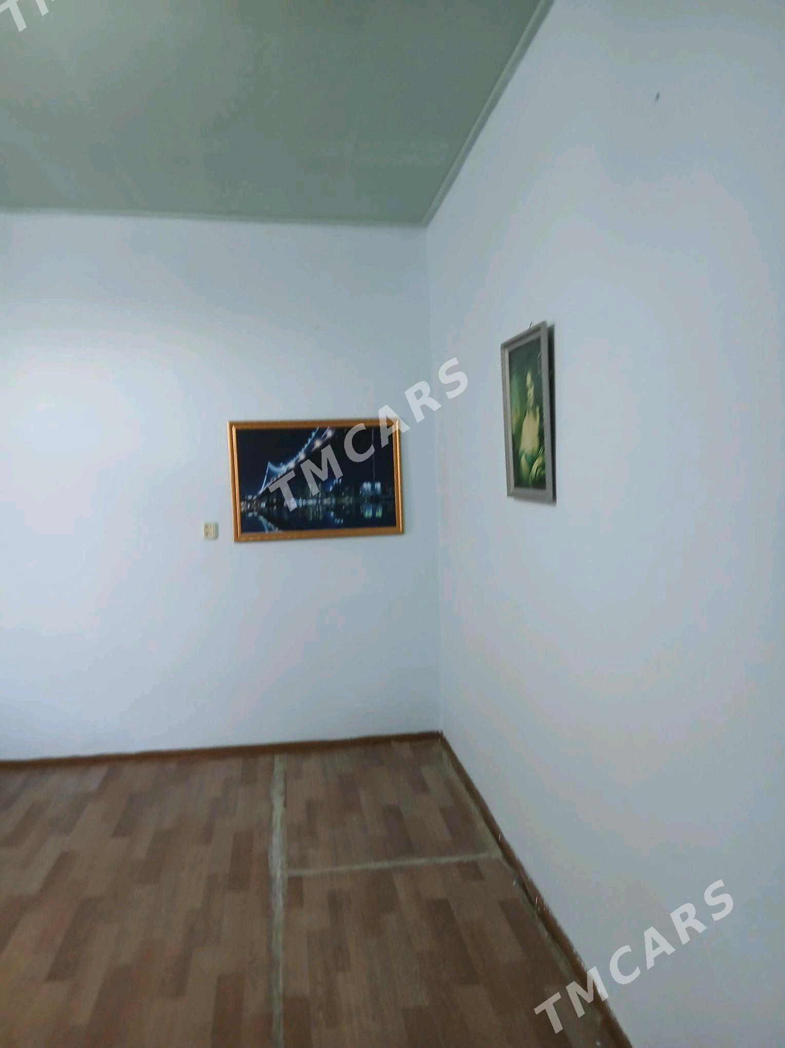 Jay kwartirant gozleyan - Mary - img 2