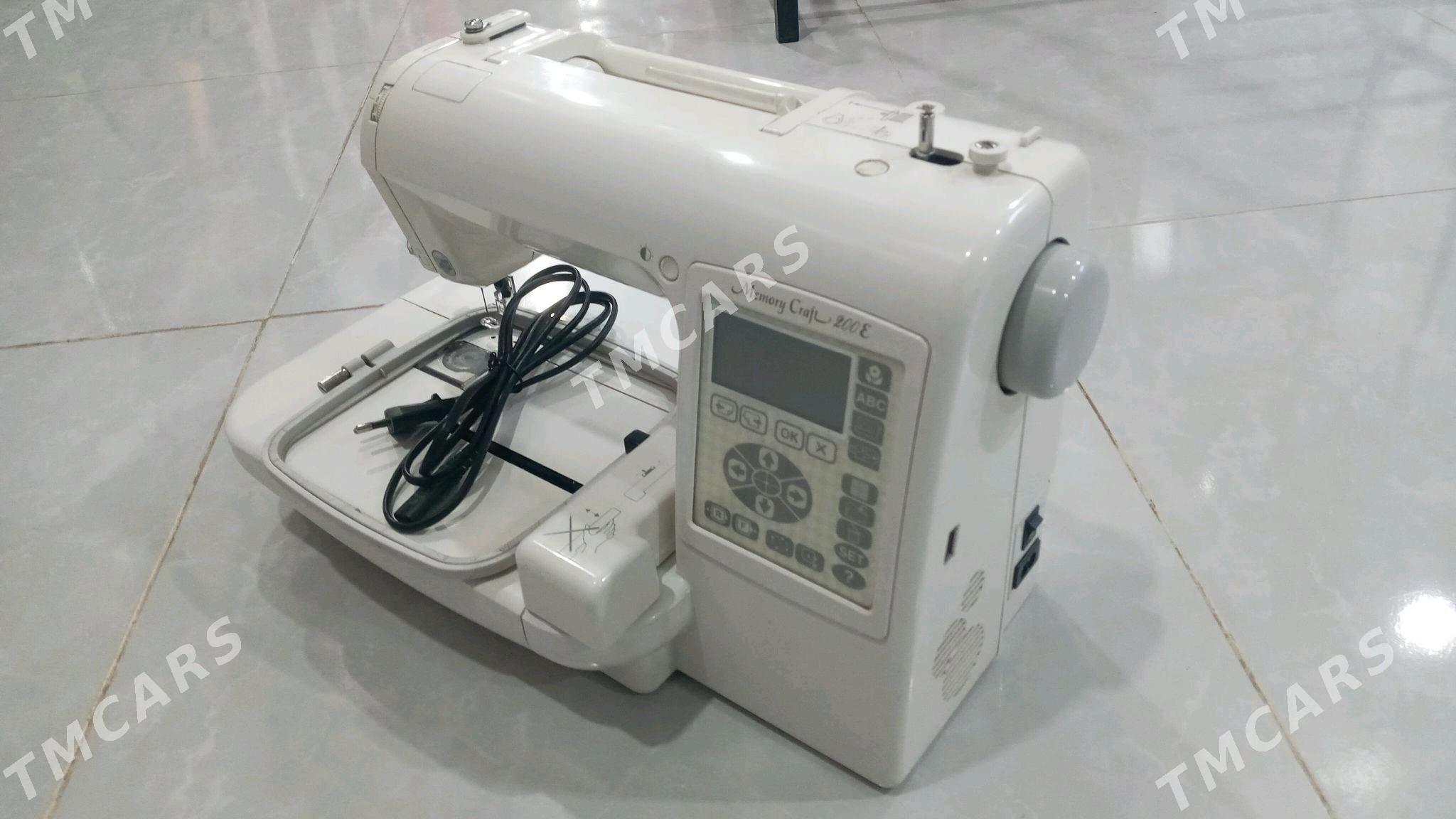 JANOME 200 E - Mary - img 4