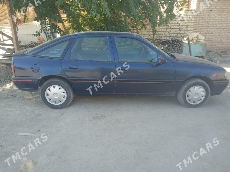Opel Vectra 1990 - 18 000 TMT - Дашогуз - img 1