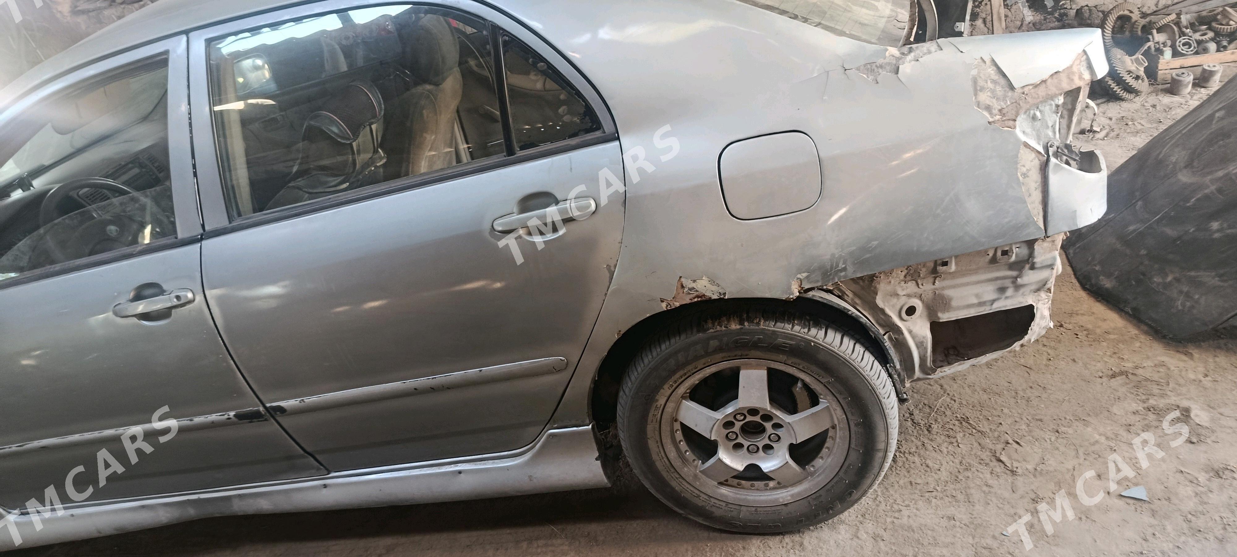 Toyota Corolla 2002 - 45 000 TMT - Мары - img 3