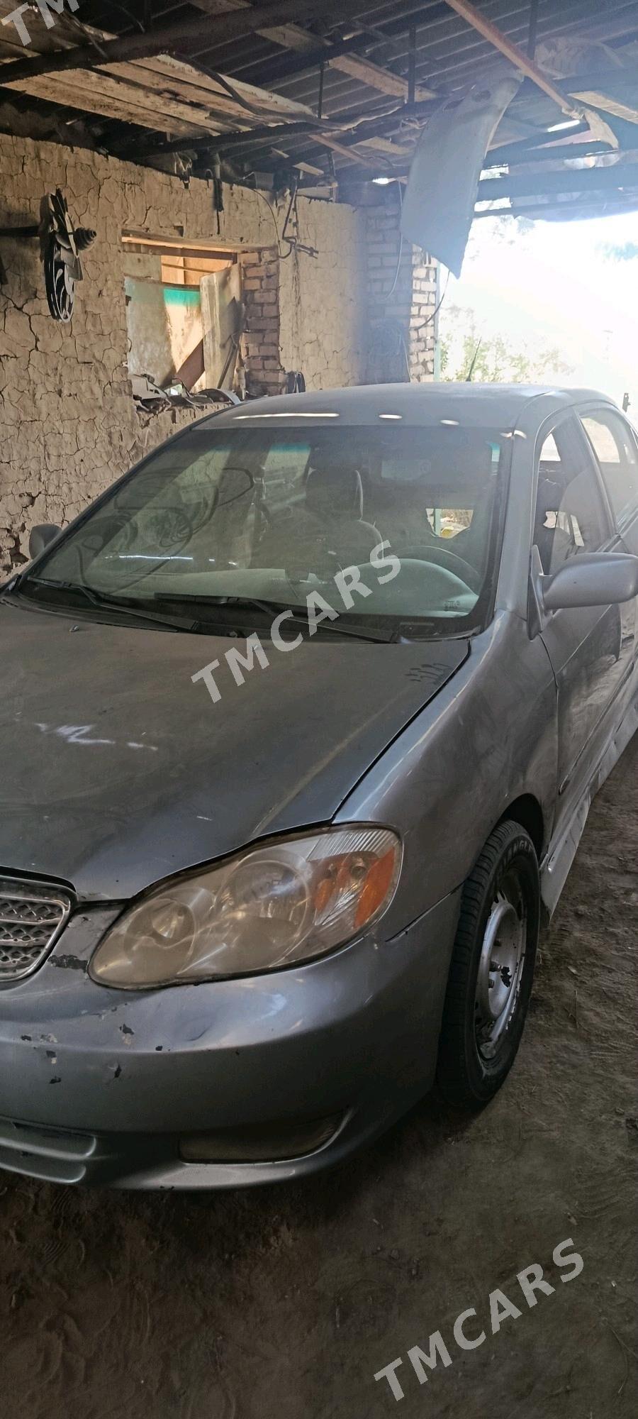 Toyota Corolla 2002 - 45 000 TMT - Мары - img 5