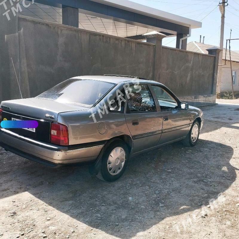 Opel Vectra 1991 - 26 000 TMT - Мары - img 8