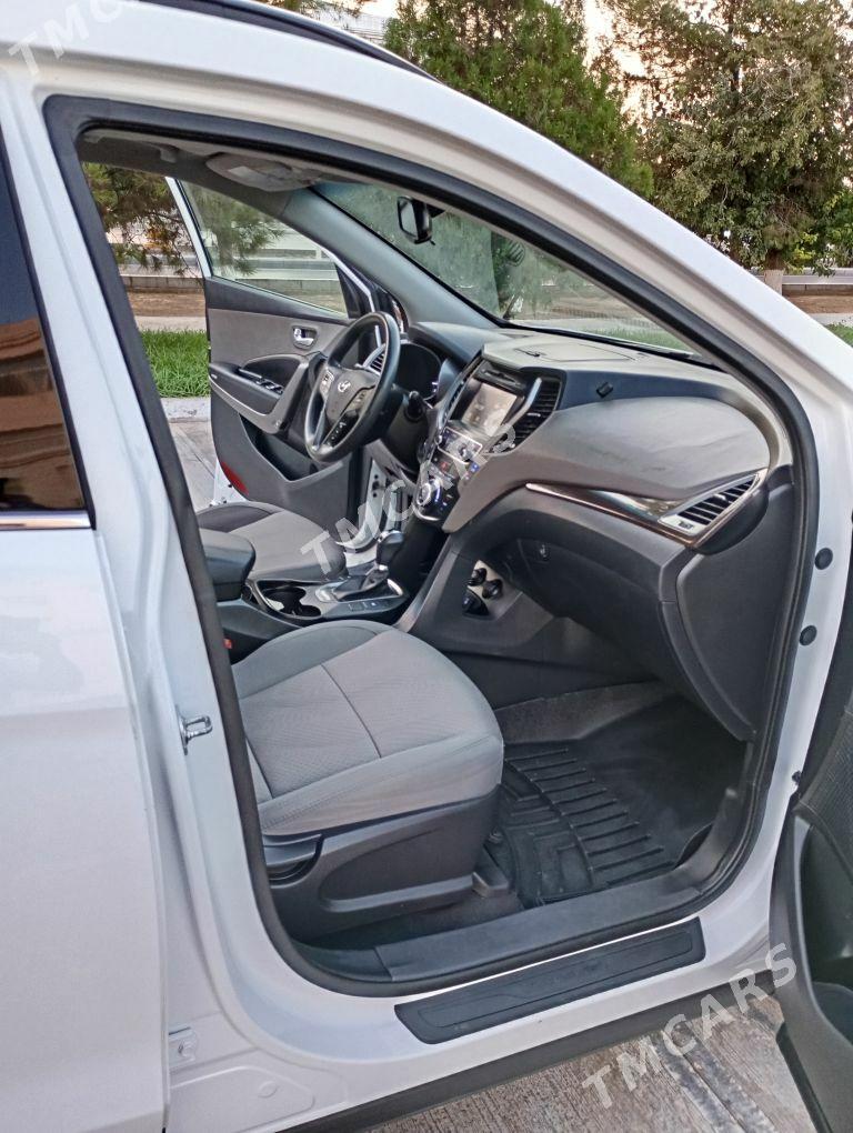 Hyundai Santa Fe 2018 - 247 000 TMT - Aşgabat - img 10