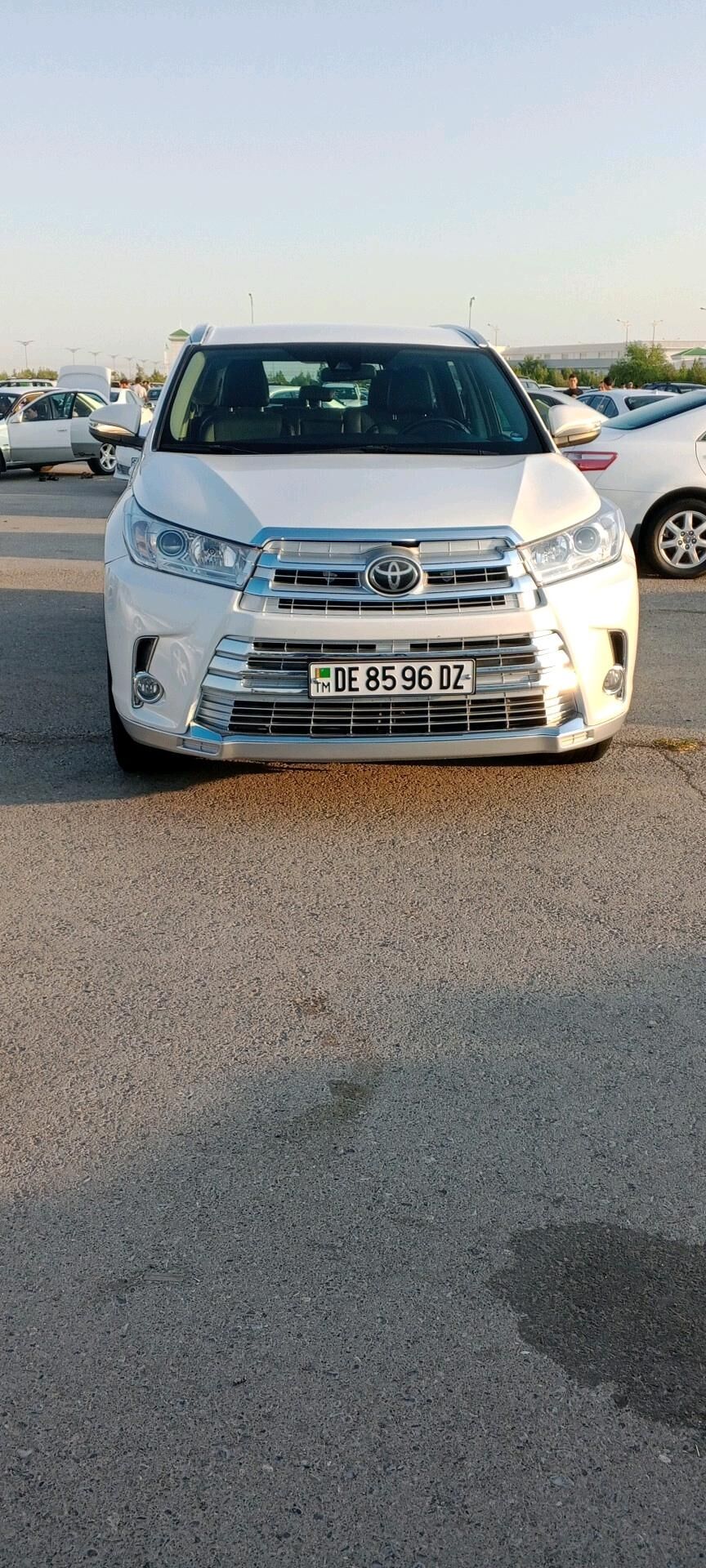 Toyota Highlander 2018 - 440 000 TMT - Köneürgenç - img 6