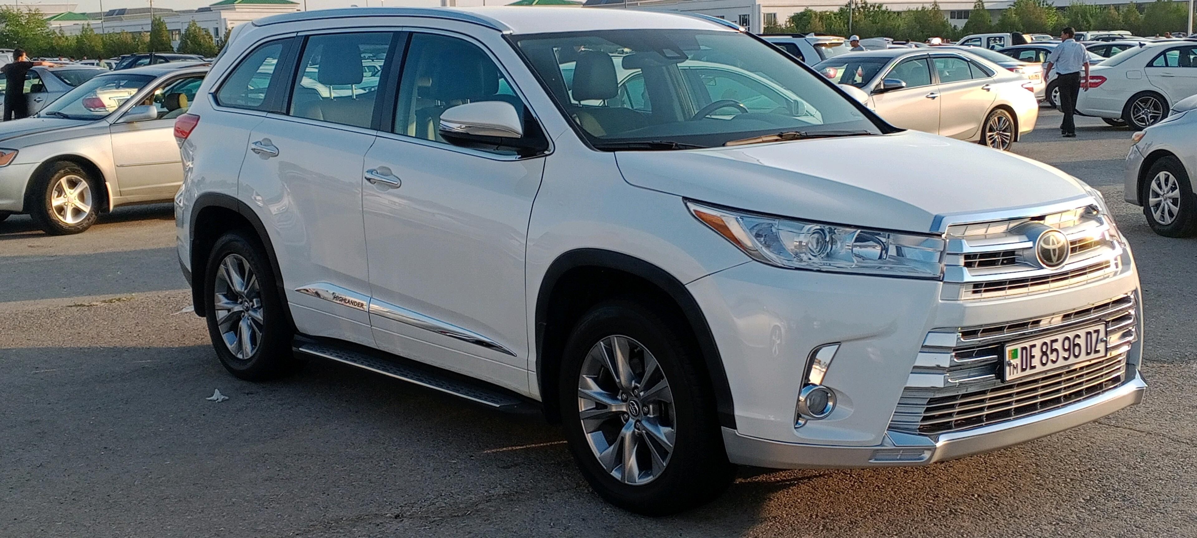 Toyota Highlander 2018 - 440 000 TMT - Köneürgenç - img 7