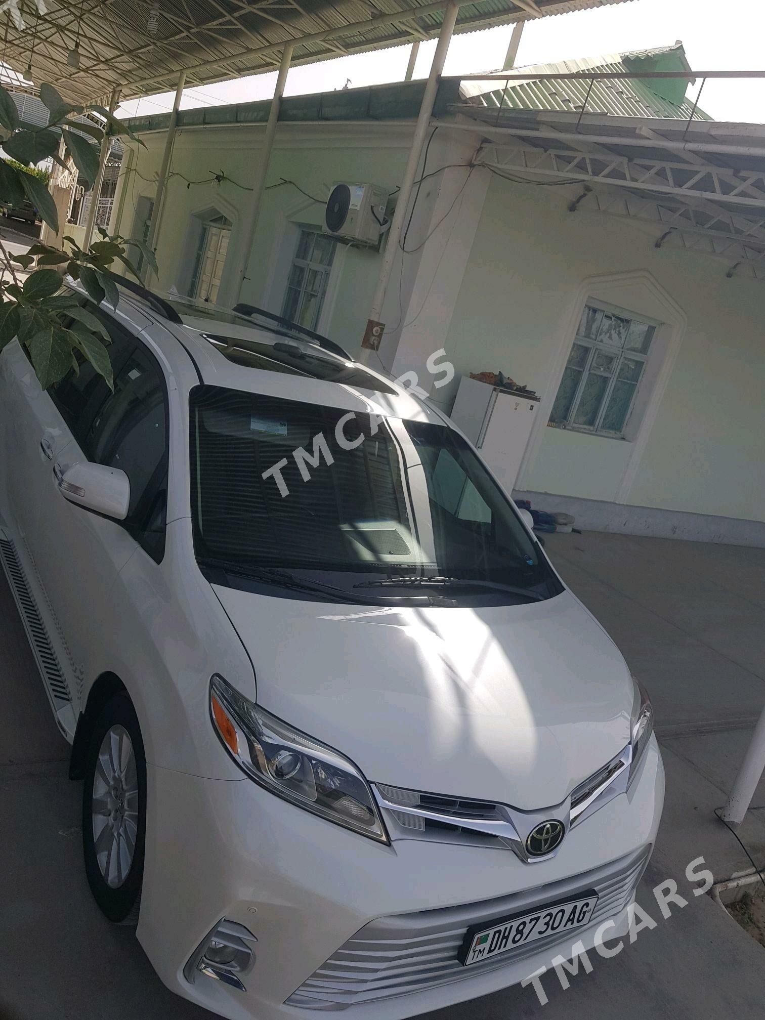 Toyota Sienna 2015 - 444 000 TMT - Ашхабад - img 2