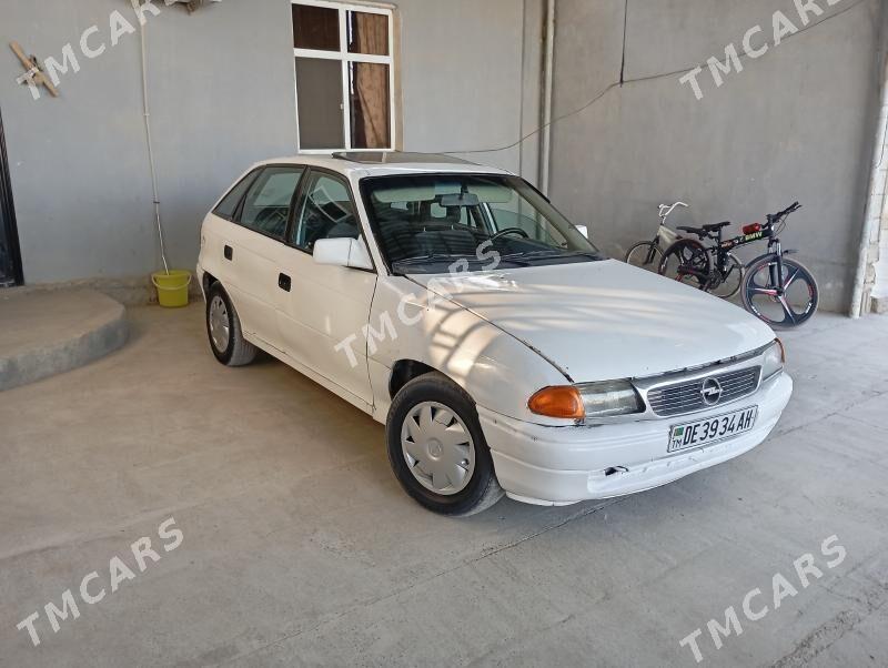 Opel Astra 1992 - 24 000 TMT - Bäherden - img 2