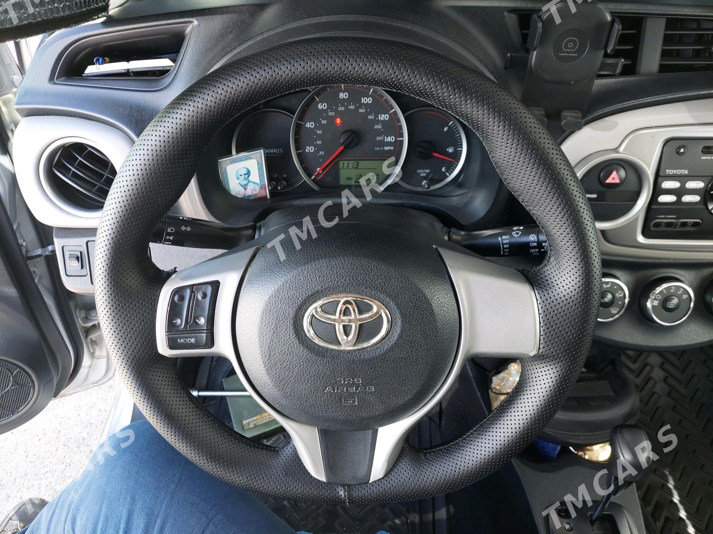 Toyota Yaris 2012 - 160 000 TMT - Aşgabat - img 2