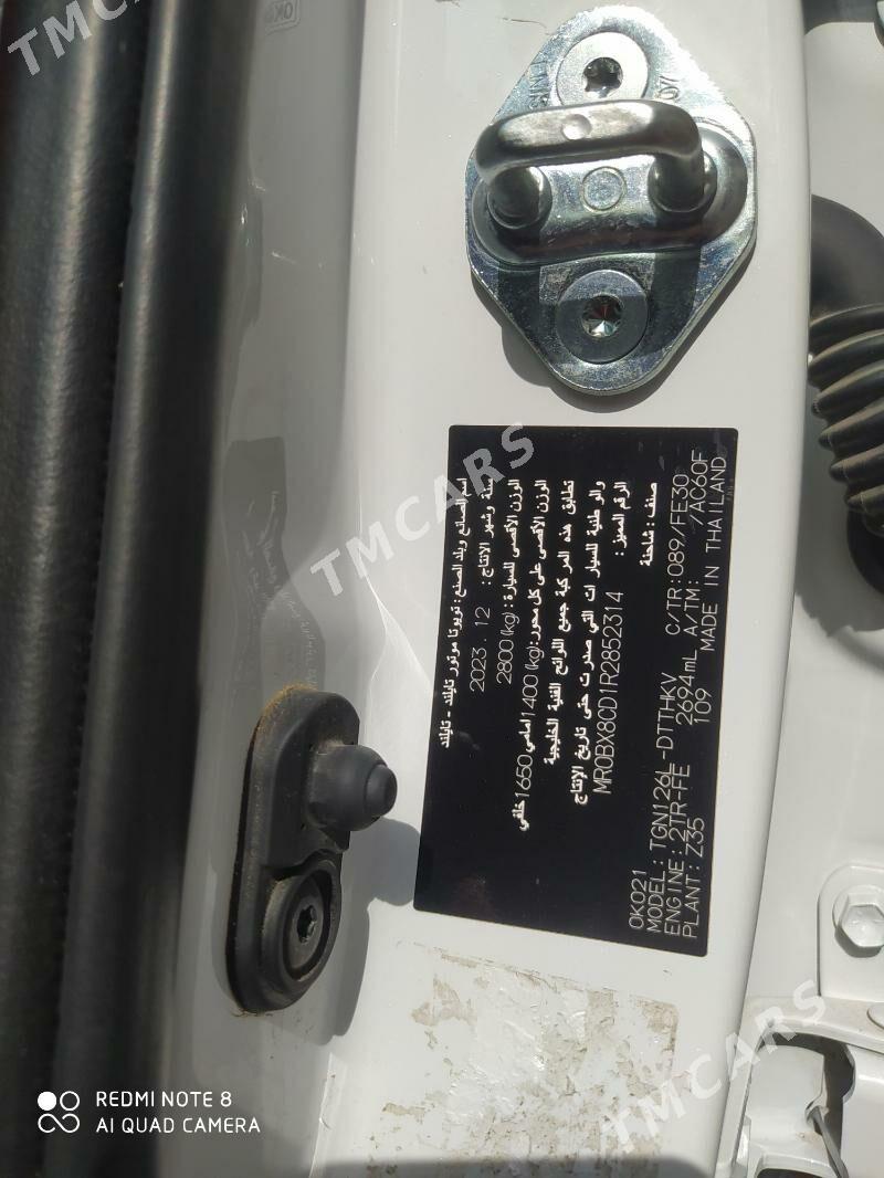 Toyota Hilux 2024 - 600 000 TMT - Балканабат - img 3