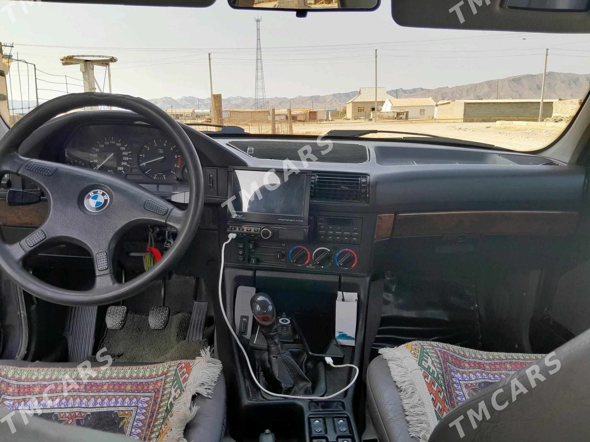 BMW 535 1990 - 55 000 TMT - Bereket - img 5