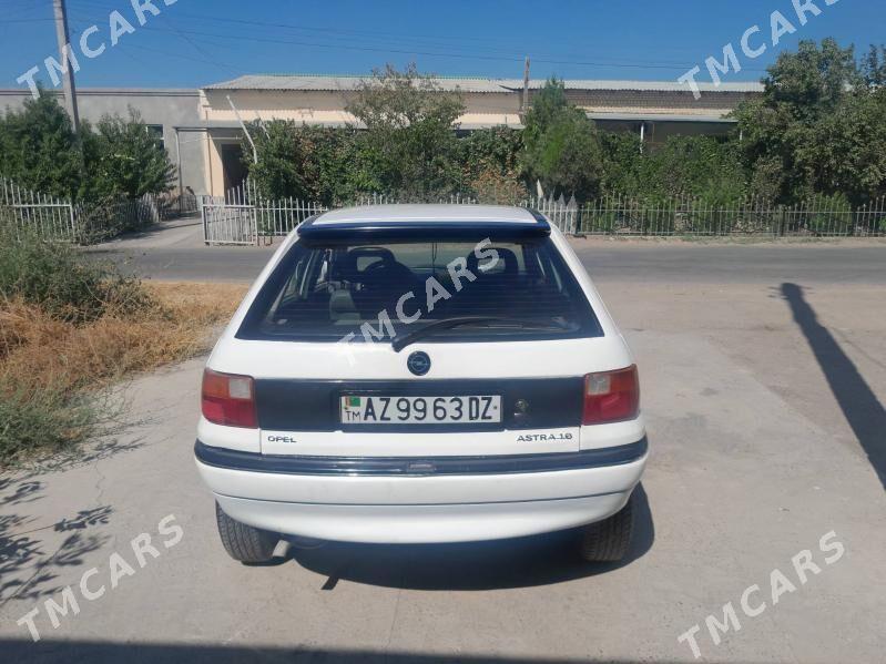 Opel Astra 1992 - 36 000 TMT - Дашогуз - img 2