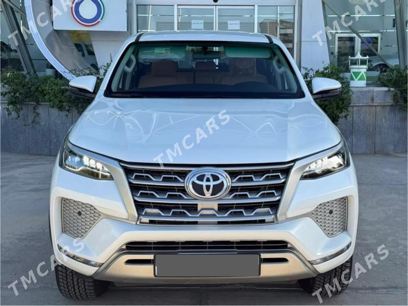 Toyota Fortuner 2024 - 617 000 TMT - Aşgabat - img 3