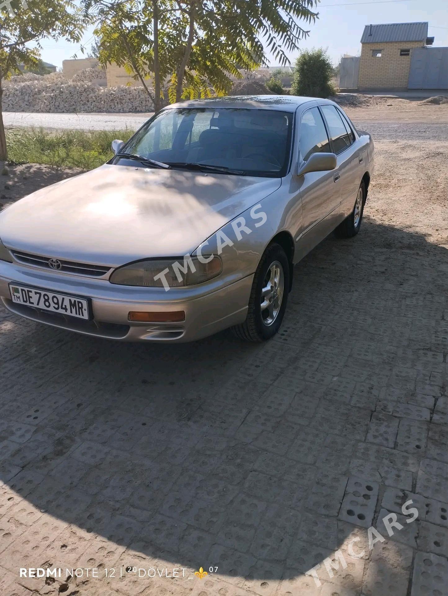 Toyota Camry 1996 - 105 000 TMT - Сакарчага - img 4