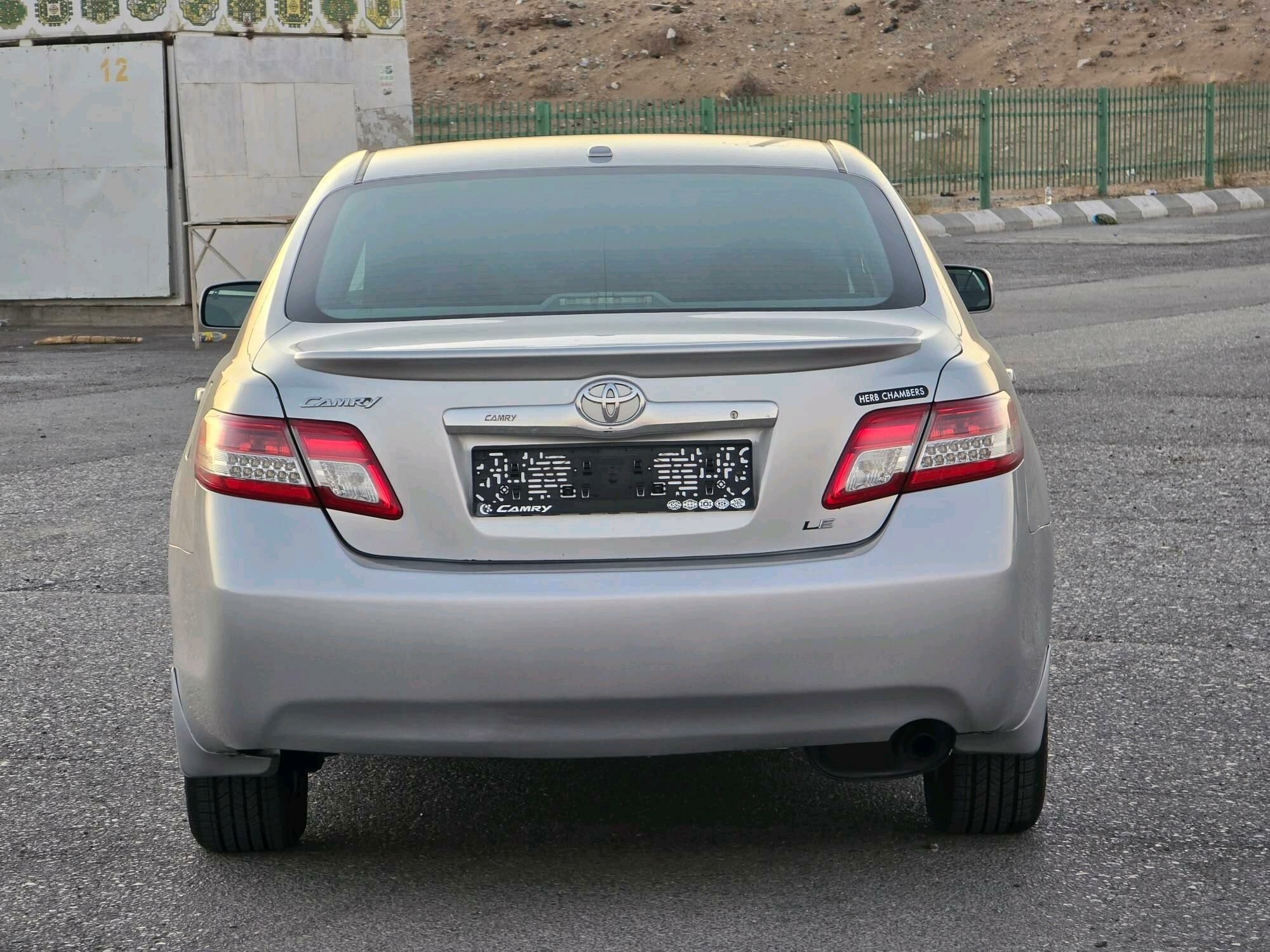 Toyota Camry 2010 - 210 000 TMT - "Altyn Asyr" Gündogar bazary (Jygyllyk) - img 4