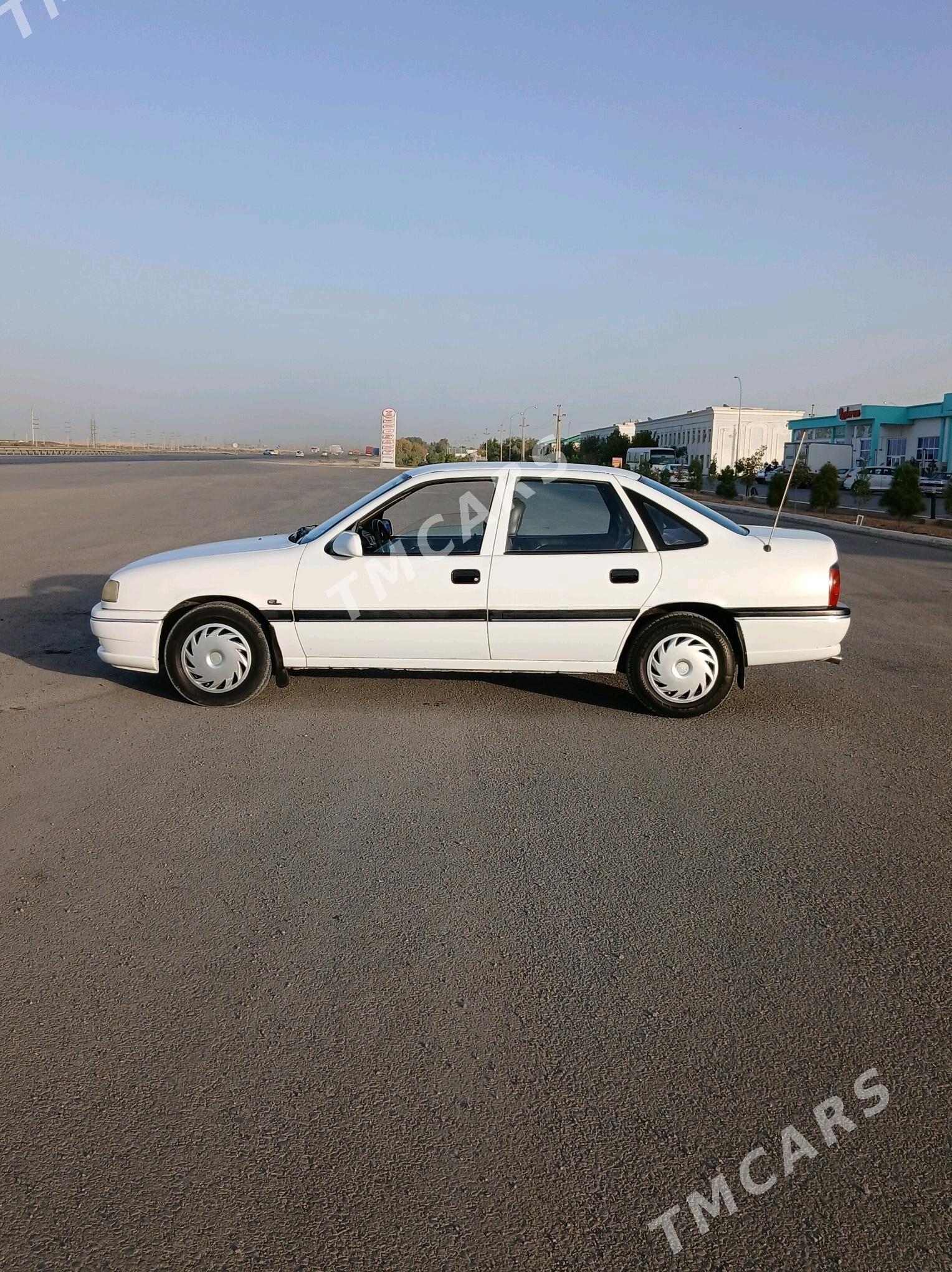 Opel Vectra 1995 - 44 000 TMT - Kaka - img 5