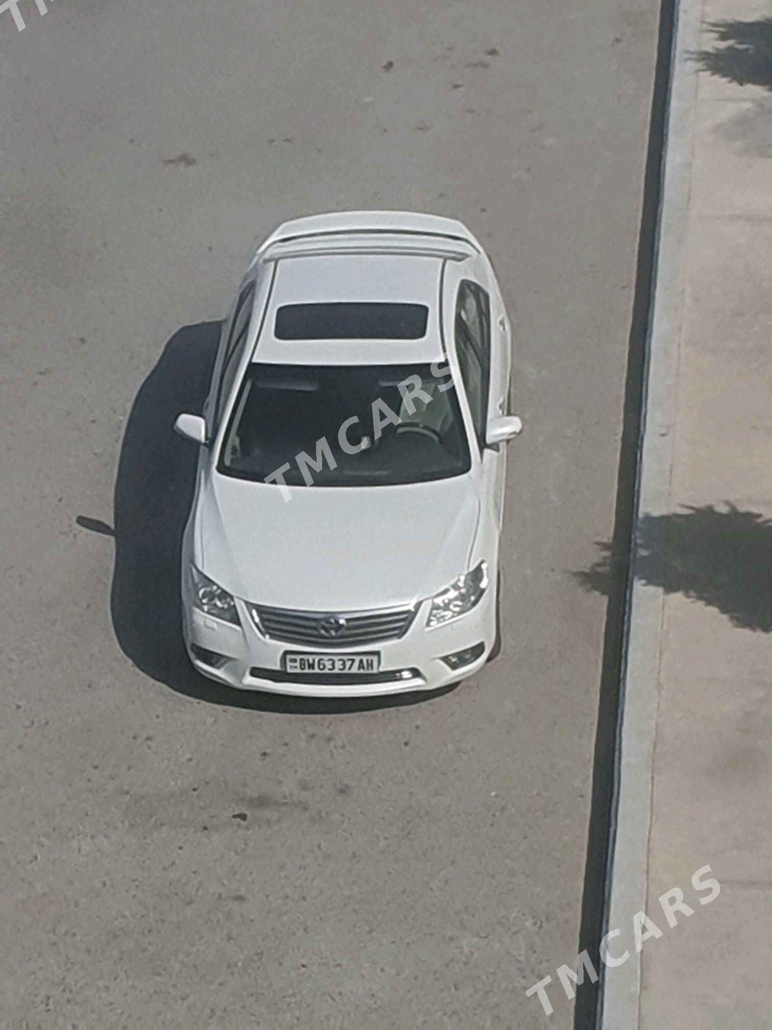 Toyota Aurion 2011 - 265 000 TMT - Ak bugdaý etraby - img 2