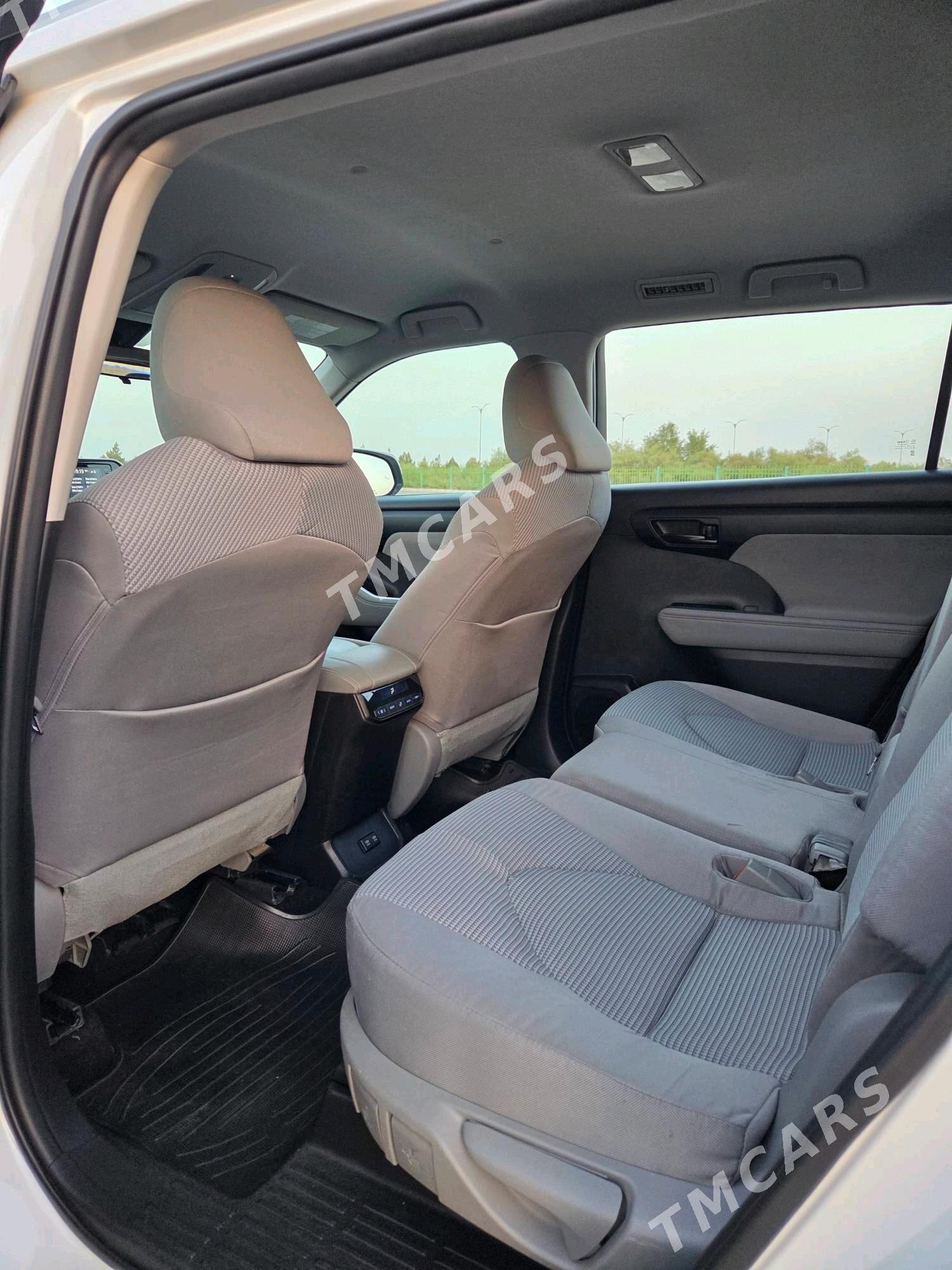 Toyota Highlander 2020 - 480 000 TMT - Aşgabat - img 6