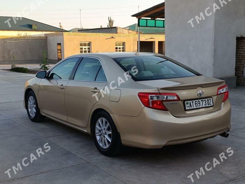 Toyota Camry 2012 - 250 000 TMT - Daşoguz - img 8
