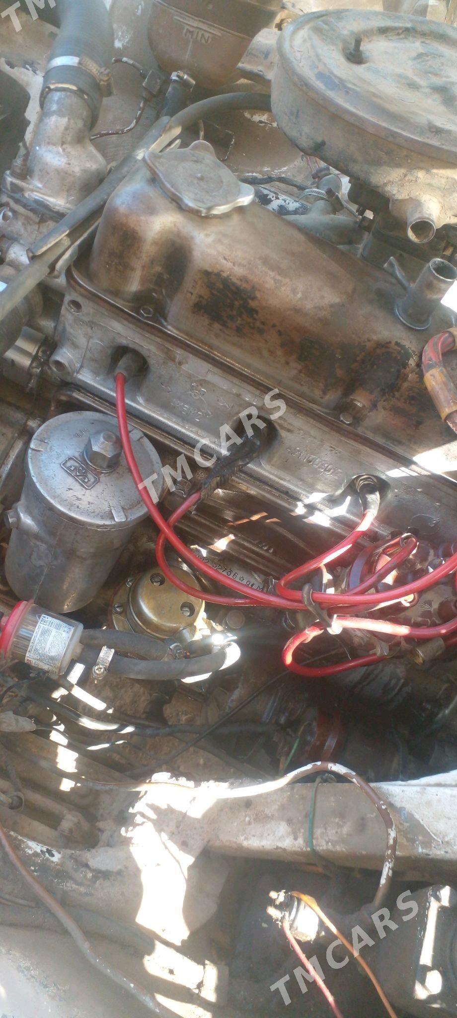 Gaz 24 1983 - 12 000 TMT - Губадаг - img 3